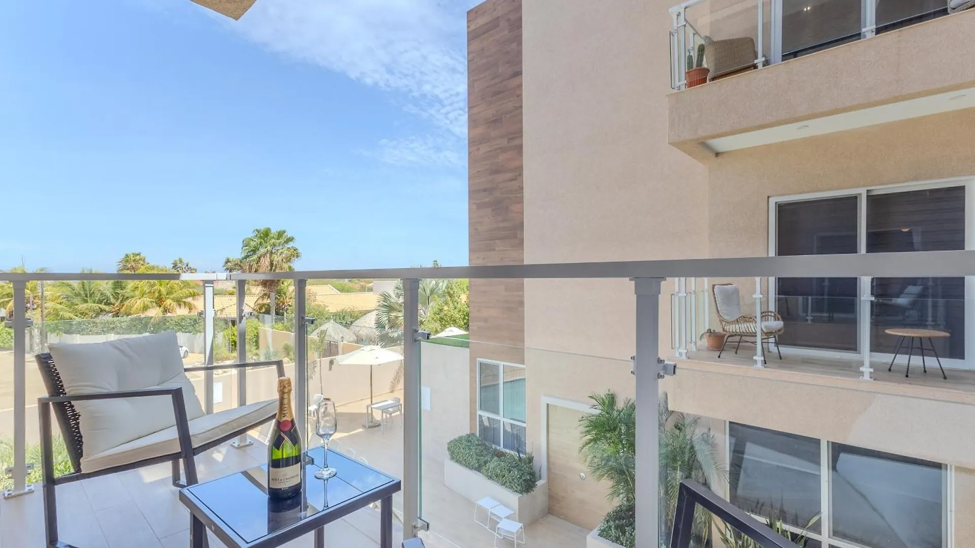 Bocobay Aracari Condo Hotel Palm Beach Apartahotel