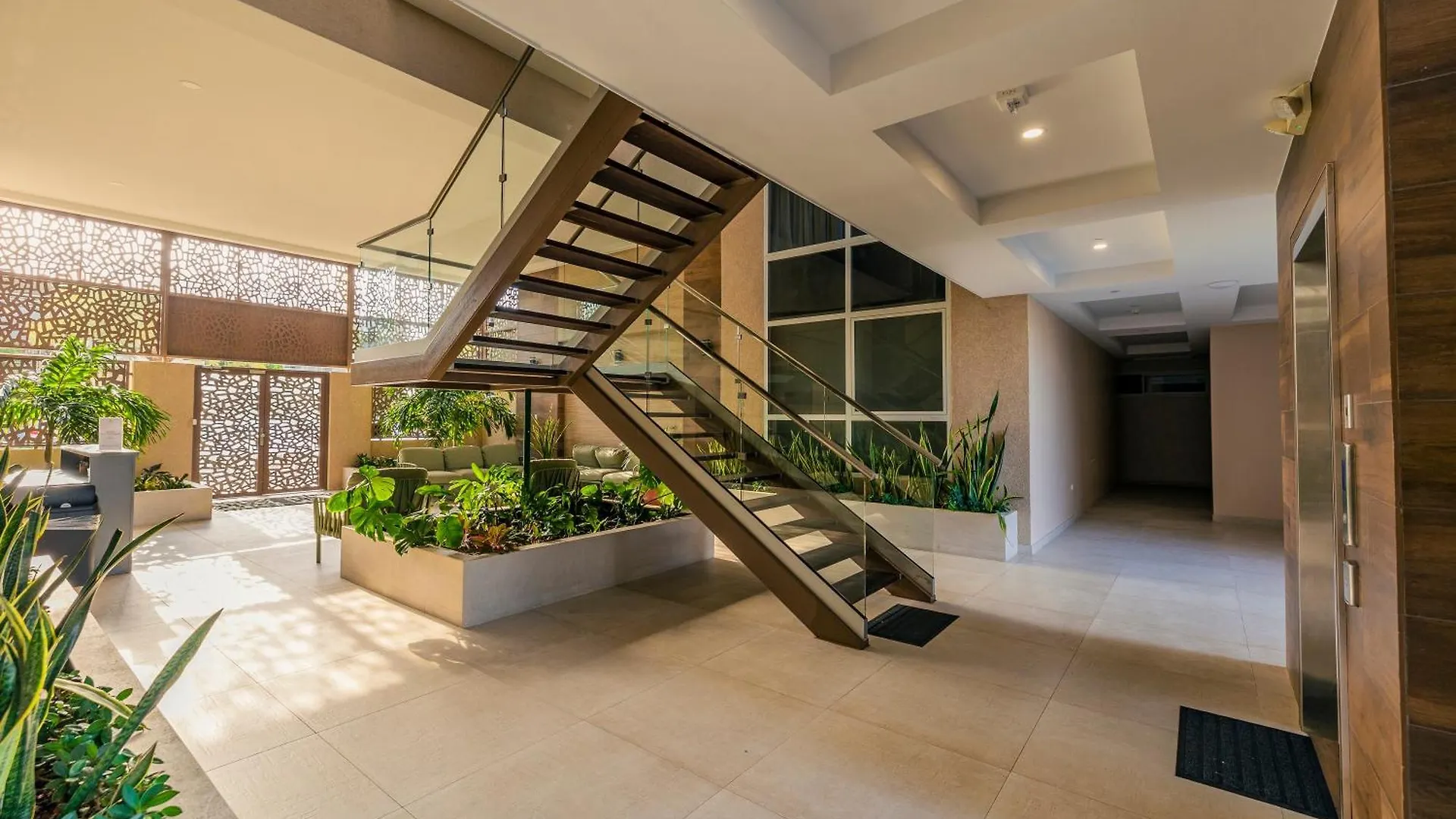 Bocobay Aracari Condo Hotel Palm Beach Apartahotel