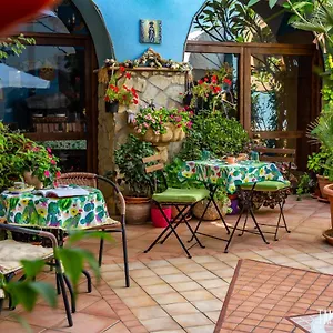La Finestra Sul Cortile Bed and breakfast Sciacca